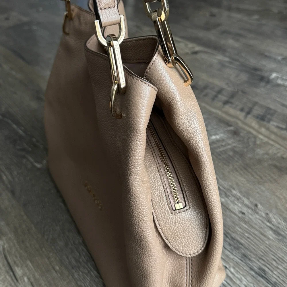 Michael Kors Leighton Satchel Shoulder Bag Gold Chain Camel Pebbled Leather Chic